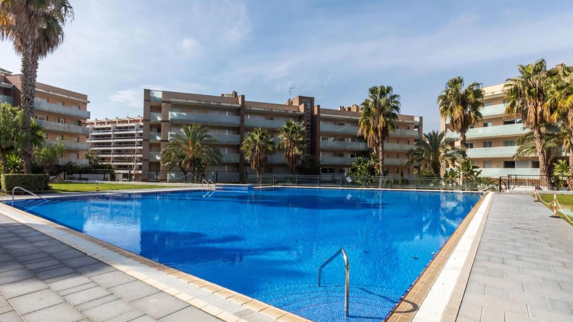 Apartment Aquaria Atico-6 By Interhome Salou
