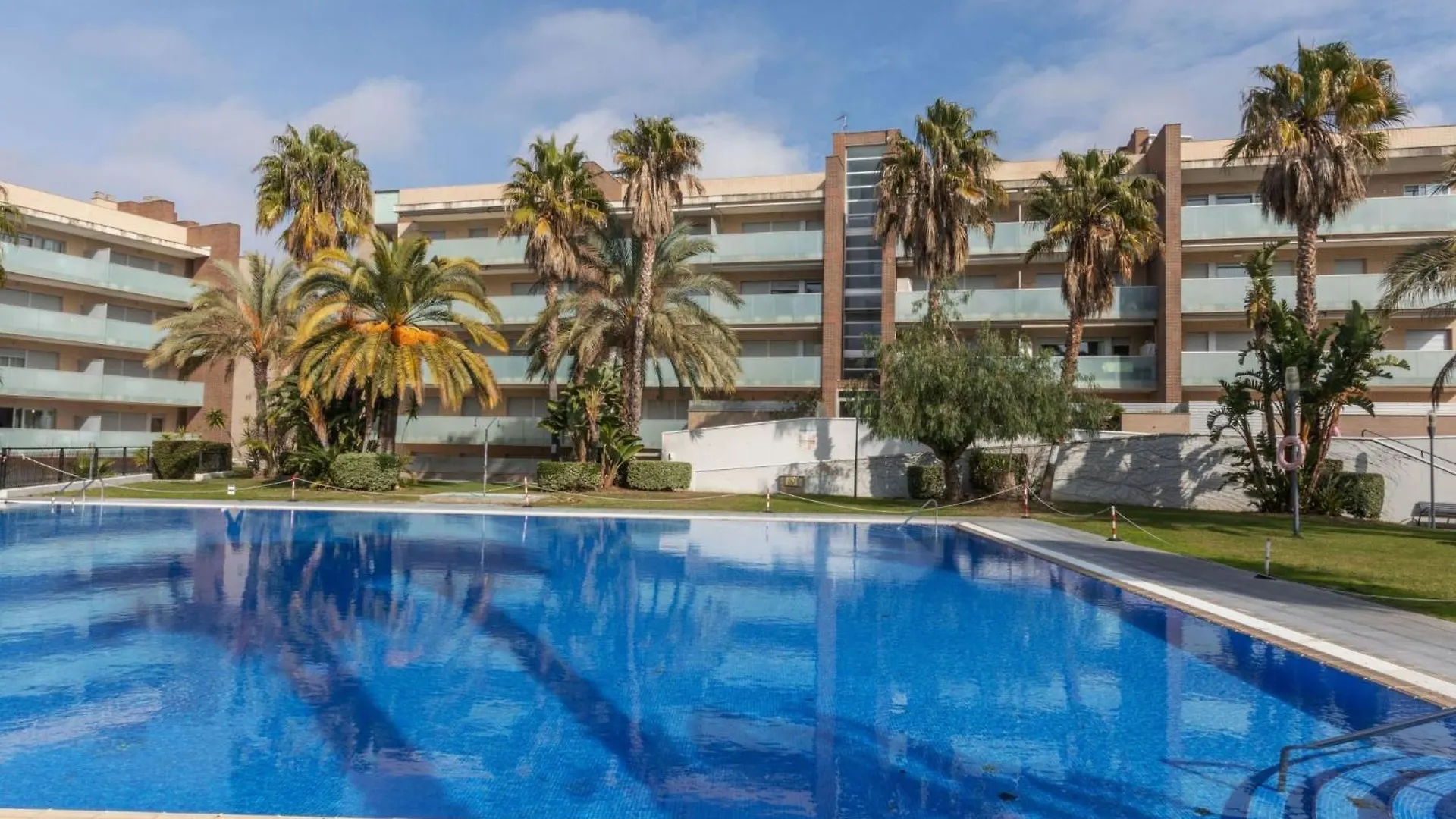 Apartment Aquaria Atico-6 By Interhome Salou